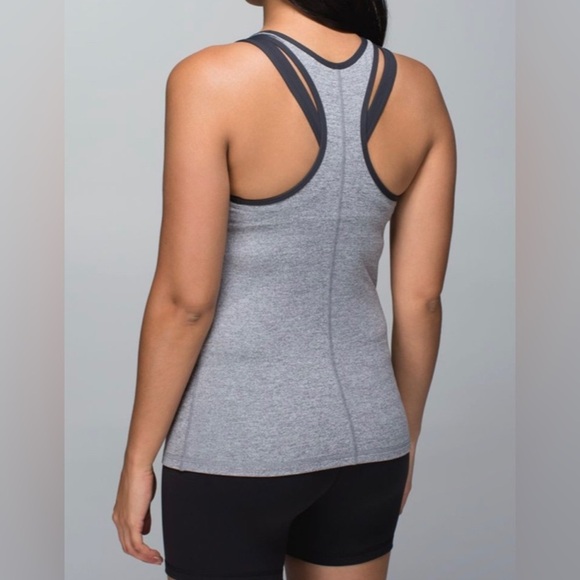 Lululemon Inspiration Tank - Size 6 - Picture 2 of 12